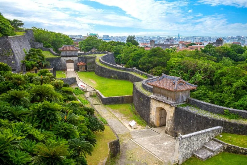 Shuri Castle Credit Deposit Photos